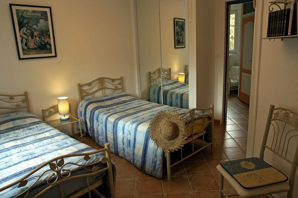 Moulin De Cornevis Bed And Breakfast พริวาส ห้อง รูปภาพ