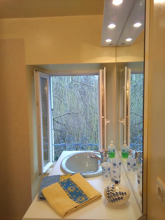 Moulin De Cornevis Bed And Breakfast พริวาส ภายนอก รูปภาพ