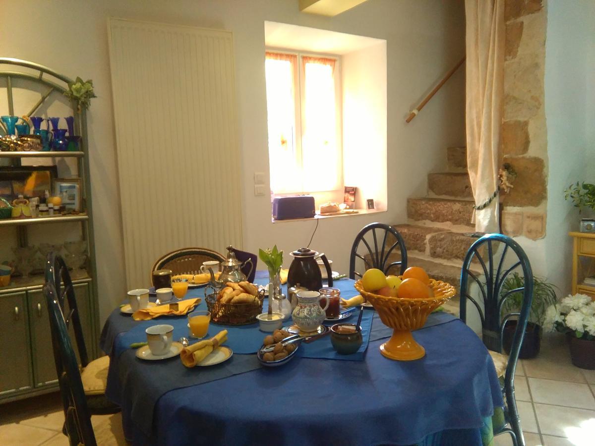 Moulin De Cornevis Bed And Breakfast พริวาส ภายนอก รูปภาพ