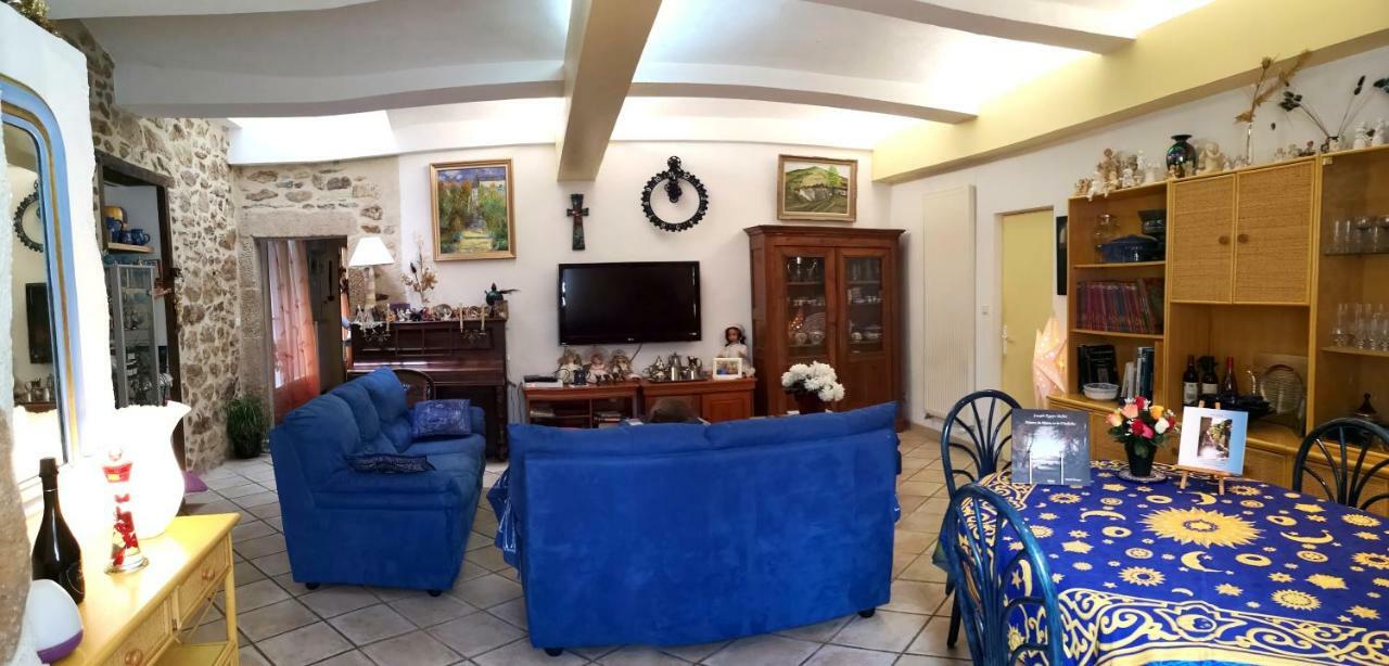 Moulin De Cornevis Bed And Breakfast พริวาส ภายนอก รูปภาพ